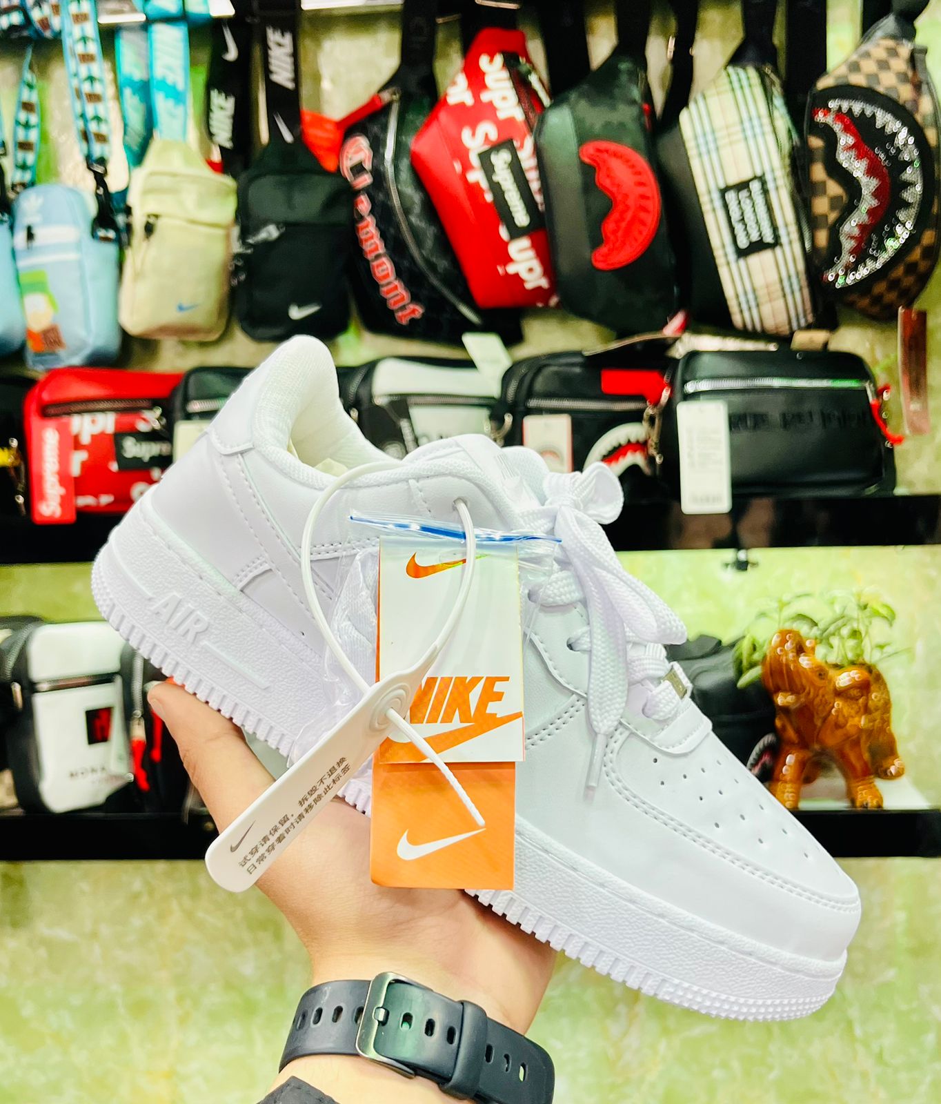 👑 Air Force 1 - Exclusividad y Elegancia ✨